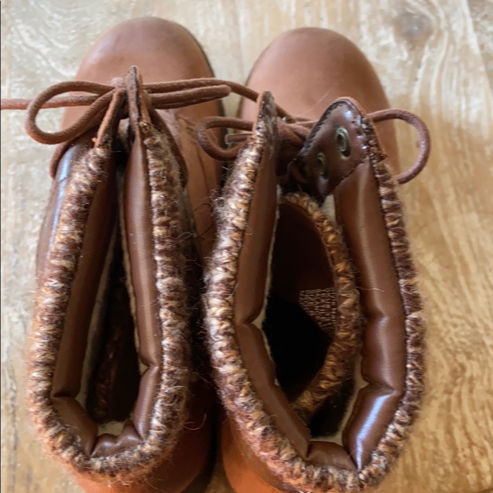 Boots - Picture 6 of 8